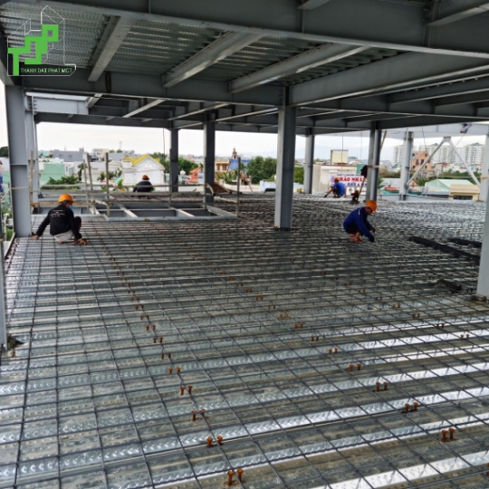 NHÀ THÉP 6 TẦNG ĐÀ NẴNG 